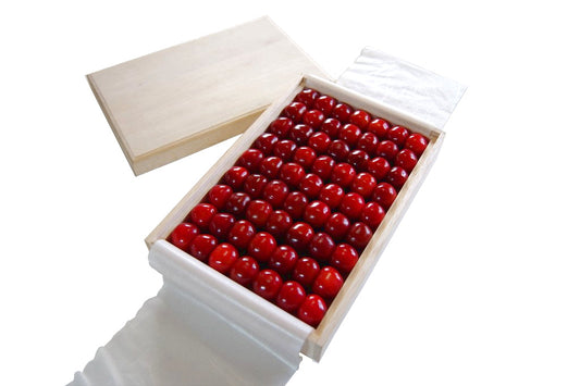 限定1箱　さくらんぼ 佐藤錦 特秀品 1kg 4Lサイズ 桐箱 並詰